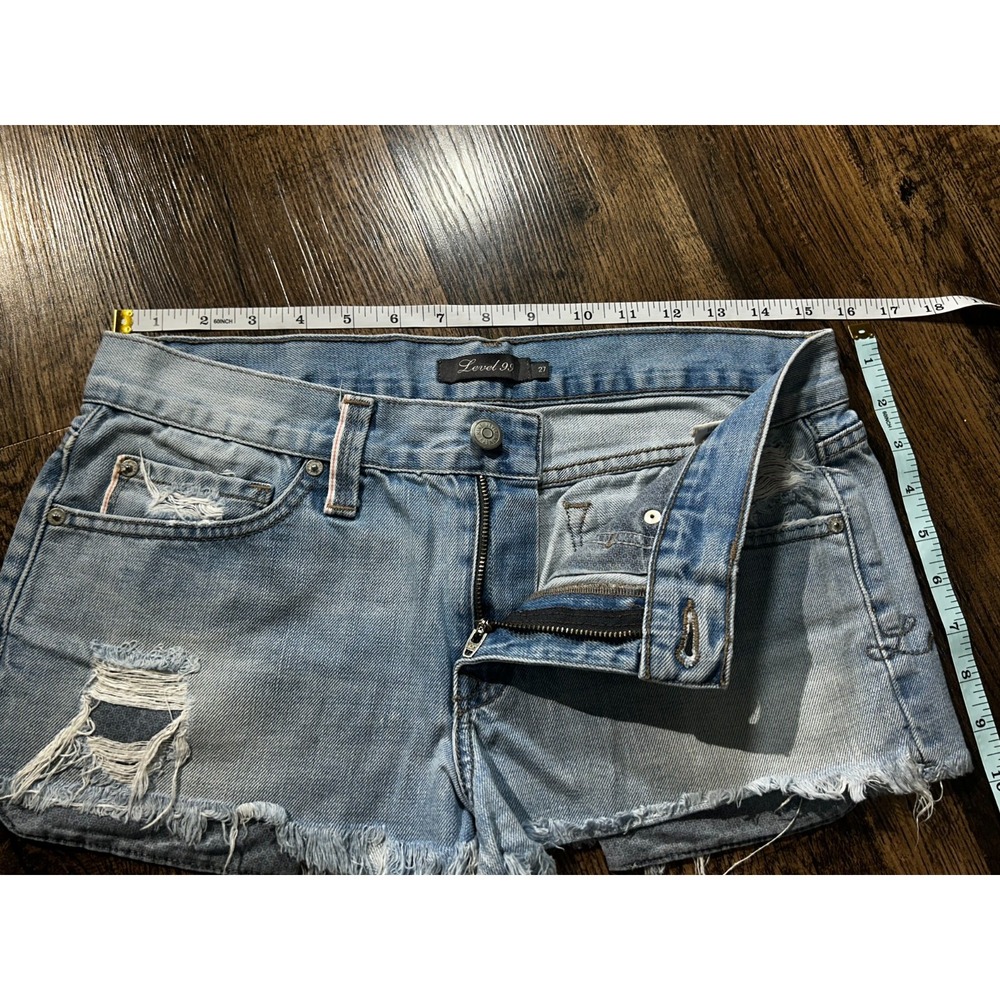 Level 99 Cut-off Jean Shorts Womens 27 Blue Denim Distressed Medium Wash Comfort - Picture 6 of 13